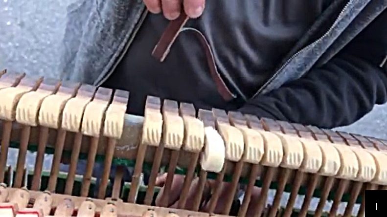 Reshaping the hammers of my Beale piano